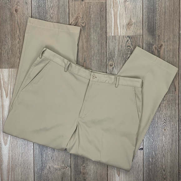 SOLD! Nike Golf Dri-Fit Flat Front Golf Pants - Picture 6 of 8